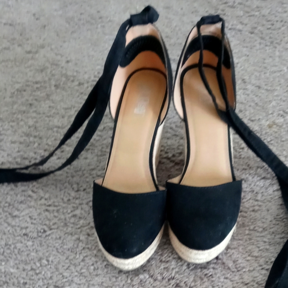 Black Tie-up Espadrilles